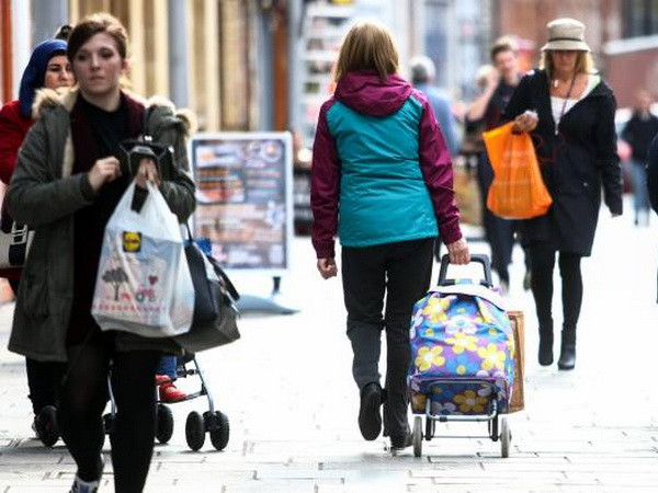 Tỷ lệ lạm phát tại Anh tăng ở mức cao nhất trong 4 năm qua ảnh 1