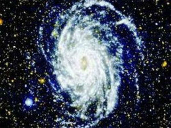 Trung tâm Dải Ngân hà có thể đang tồn tại hàng nghìn hố đen ảnh 1