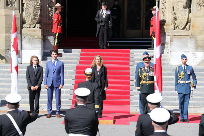 Tân Toàn quyền Canada Julie Payette chính thức nhậm chức ảnh 1