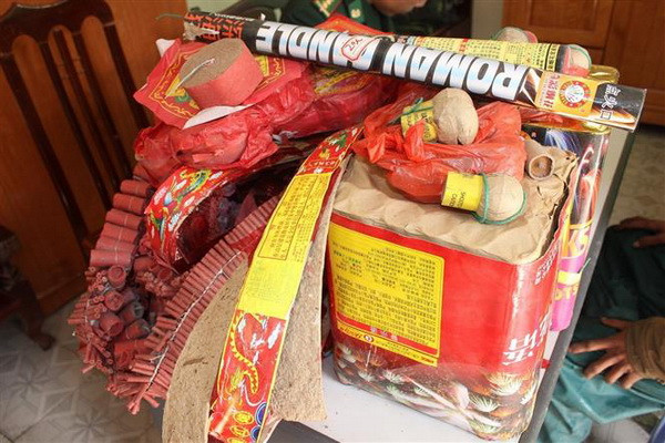 Cao Bằng: Phá vụ vận chuyển trái phép hơn 300kg pháo qua biên giới ảnh 1