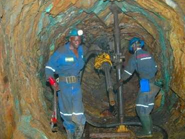 Sập hầm mỏ ở Zambia, hàng chục người thương vong ảnh 1