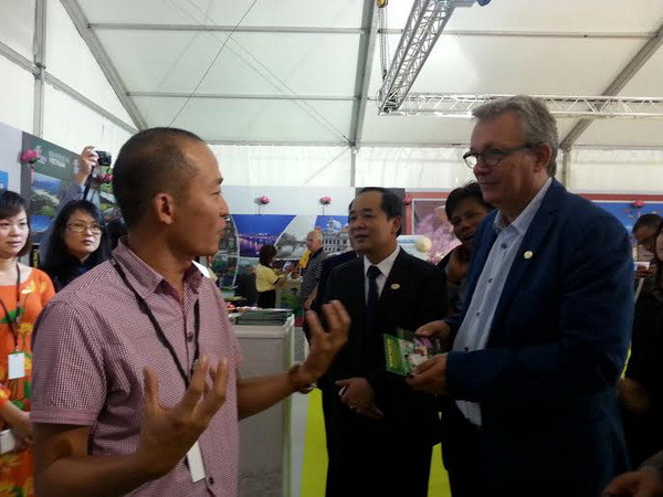 Việt Nam quảng bá du lịch tại Hội báo "Nhân đạo" ở Pháp ảnh 2