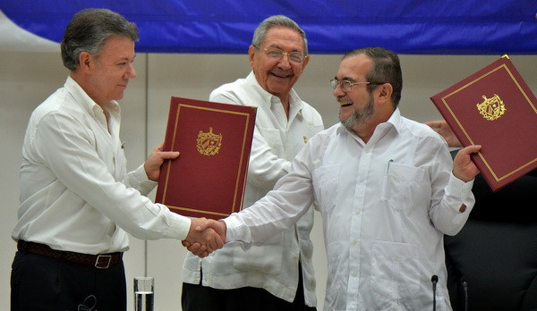 FARC ngừng tuyển mộ quân, chấm dứt thu thuế để thúc đẩy đàm phán ảnh 1