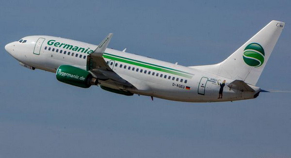 Đức: Máy bay hãng Germania phải sơ tán khẩn cấp vì bị đe dọa ảnh 1
