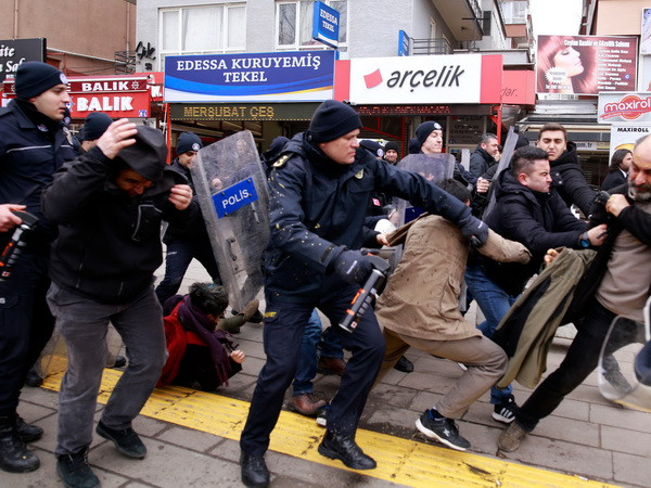 Thổ Nhĩ Kỳ tiến hành chiến dịch lớn truy quét đối tượng tội phạm ảnh 1