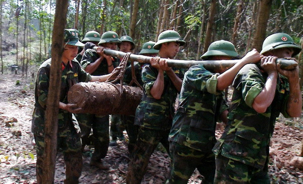 Phát hiện bom nặng hơn 200kg trên công trường cao tốc Vân Đồn-Móng Cái ảnh 1