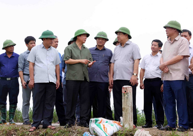 ttxvn_PTT tran Hong Ha-Nam dinh2.jpg