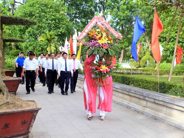 Nghệ An tổ chức Lễ dâng hương tại Khu di tích Kim Liên ảnh 1