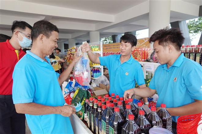 Phát huy vai trò của Công đoàn - Nói tiếng nói của người lao động ảnh 4