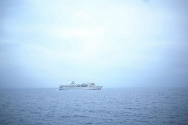 Tàu cao tốc cánh ngầm đâm ở Biển Nhật Bản, 80 khách bị thương ảnh 1