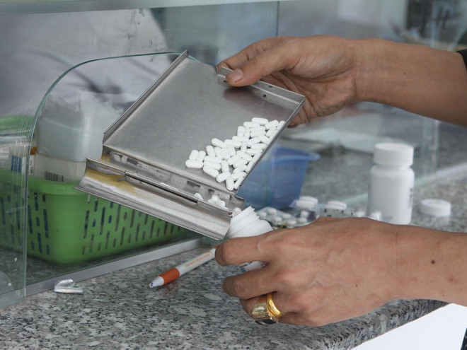 Mở rộng điều trị ARV cho đối tượng nhiễm HIV trong năm 2015 ảnh 1