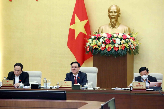 Bổ sung những vấn đề cấp bách, tránh làm lỡ cơ hội phát triển ảnh 1