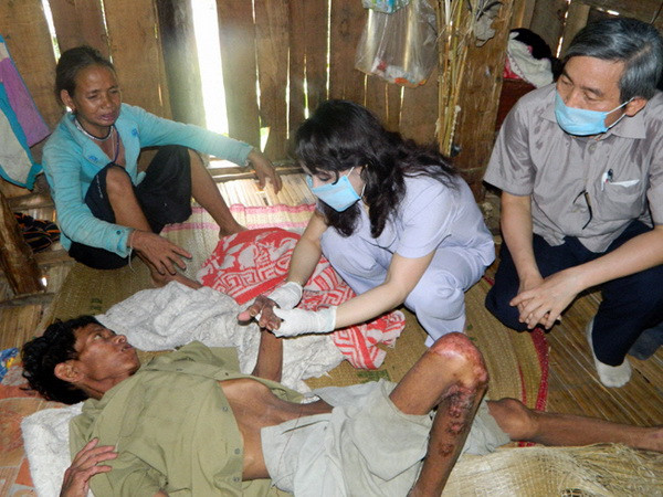 Giám sát lại vùng dịch hội chứng viêm da dày sừng bàn tay ảnh 1