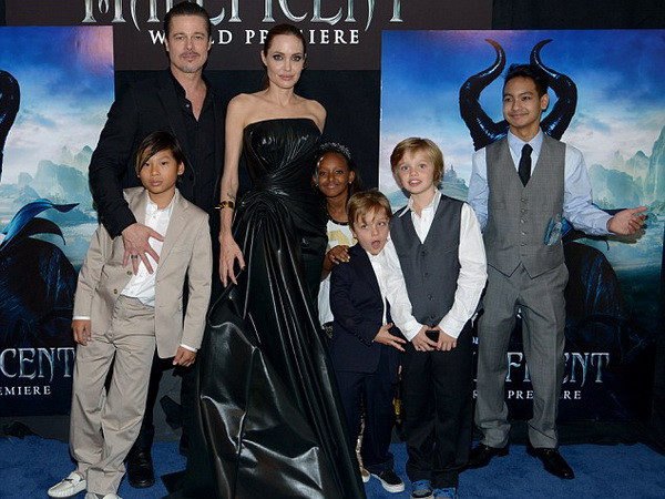 Vợ chồng Angelina Jolie- Brad Pitt sẽ nhận con nuôi người Syria ảnh 1