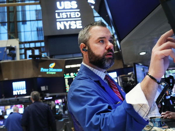 Chứng khoán toàn cầu diễn biến trái chiều do chính sách của ECB ảnh 1