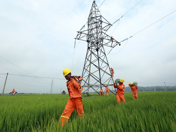 Đảm bảo cung ứng điện ổn định, liên tục trong dịp lễ 30/4 và 1/5 ảnh 1