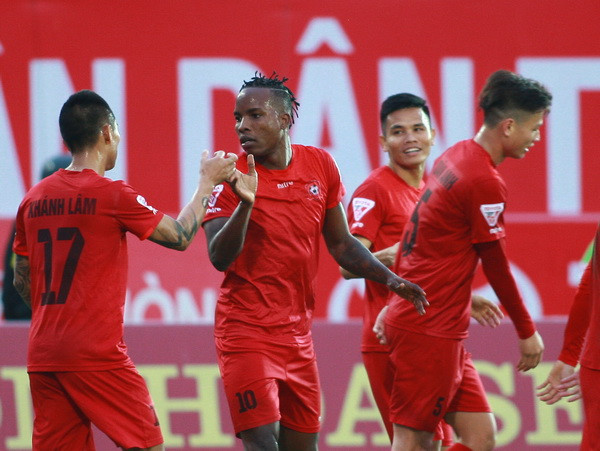 Vòng 12 V-League: Hải Phòng giành ba điểm trước SXKT Cần Thơ ảnh 1