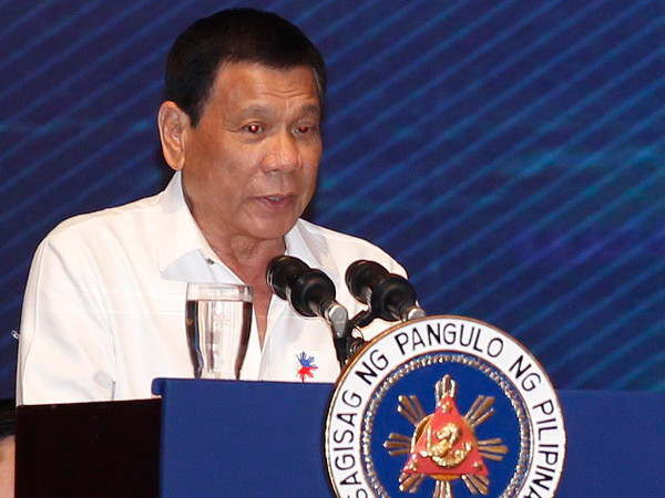 Tổng thống Philippines Rodrigo Duterte. (Nguồn: EPA/TTXVN) Cơ quan giám sát nhân quyền Philippines sẽ điều tra ông Duterte ảnh 1