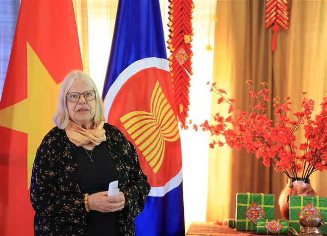 Gặp mặt những người bạn Thụy Sĩ ủng hộ hòa bình cho Việt Nam ảnh 7