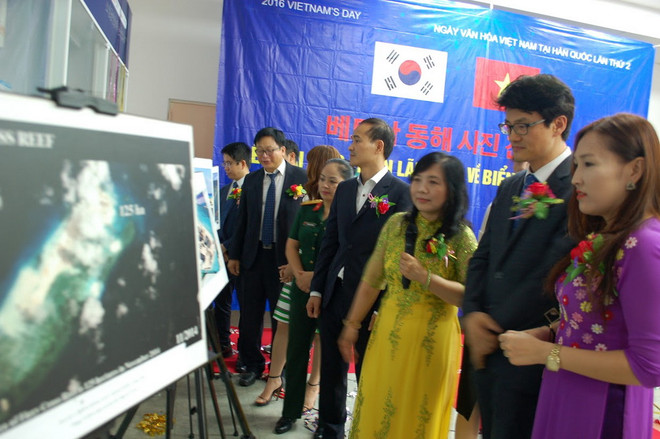 Triển lãm những hình ảnh chân thực về Biển Đông tại Hàn Quốc ảnh 1