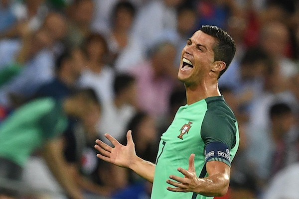 CR7 sẽ hủy diệt giấc mơ vô địch EURO của người Pháp ảnh 1