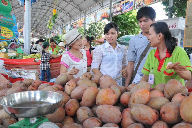 [Photo] Gần 200 loại quả đặc sản tại Lễ hội trái cây Nam Bộ ảnh 2