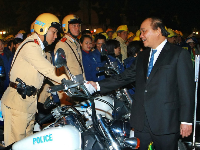 Hà Nội triển khai năm văn minh đô thị, đảm bảo an toàn giao thông ảnh 1