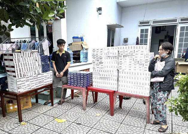 Công an Đồng Nai thu giữ hơn 4.100 bao thuốc lá điếu nhập lậu ảnh 1