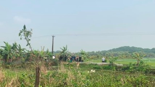 Thanh Hóa: Phát hiện hai nam thanh niên tử vong bên bờ ao ảnh 1