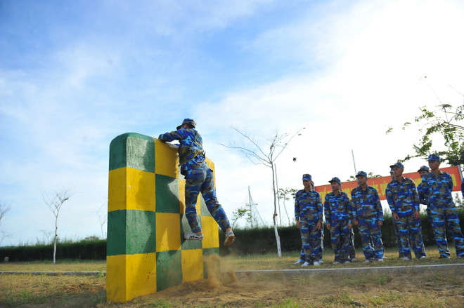 "Bí quyết" luyện thần kinh thép của cán bộ, chiến sỹ ở Vùng 2 Hải quân ảnh 1