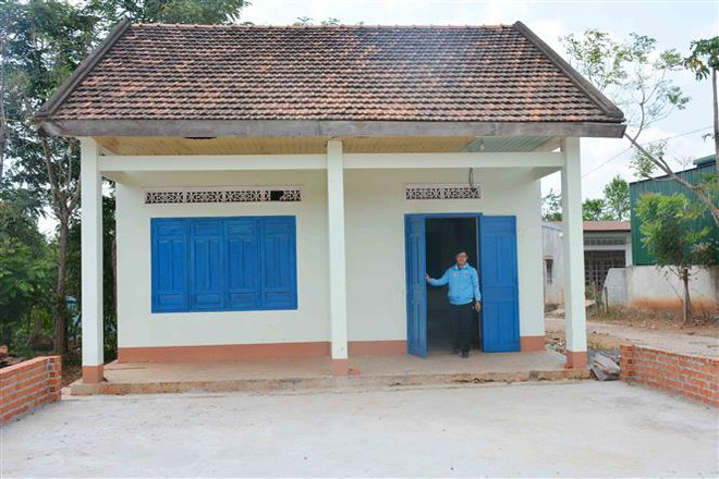 Thầy giáo trẻ vượt khó, nỗ lực chăm lo cho thế hệ tương lai ảnh 5