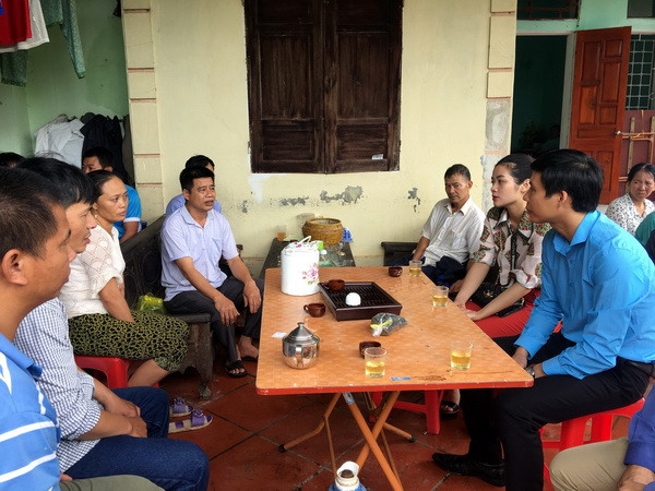 Trượt chân ngã xuống ao sâu, 2 cháu bé đuối nước thương tâm ảnh 1