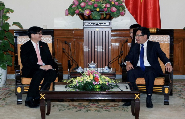 Phó Thủ tướng Phạm Bình Minh tiếp Đại sứ Thái Lan và Philippines ảnh 1