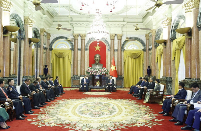 Chủ tịch nước tiếp Phó Tổng Tư lệnh kiêm Tư lệnh Lục quân Campuchia ảnh 4