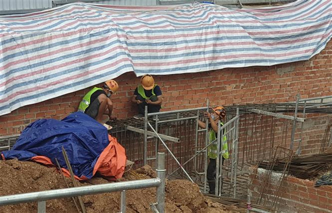 Hà Nội phòng dịch tại các công trình trọng điểm cấp bách ảnh 1