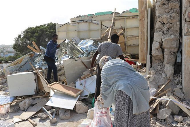 Nổ lớn làm rung chuyển thủ đô Mogadishu của Somalia ảnh 1