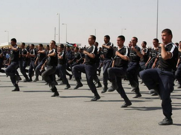 Một cảnh sát Jordan bắn chết hai người Mỹ và một người Nam Phi ảnh 1