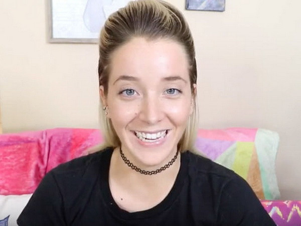 Thử thách bôi 100 lớp mỹ phẩm gây sốt cộng đồng mạng ảnh 9