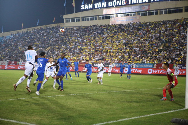 CLB Nam Định thắng nghẹt thở Quảng Nam ở vòng 1 V.League 2023-2024 ảnh 1
