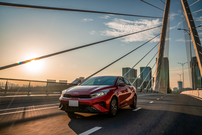 Xe ôtô mới giảm hàng trăm triệu, xe cũ có còn chỗ đứng? ảnh 2