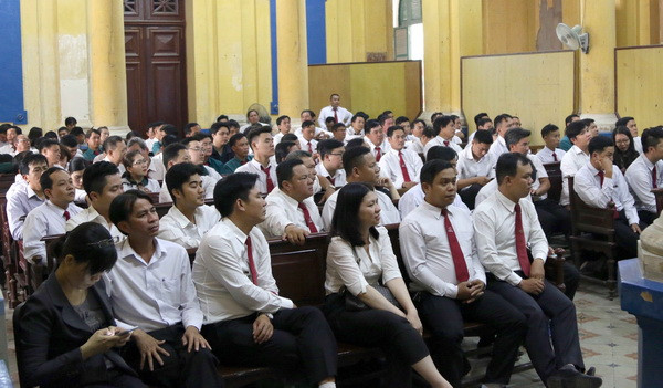 Tạm hoãn phiên xét xử vụ án dân sự giữa taxi Vinasun với Grab ảnh 1