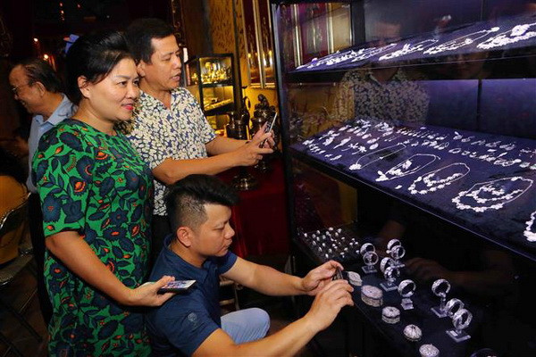 Chuỗi hoạt động văn hóa tại phố cổ mừng ngày giải phóng Thủ đô ảnh 2