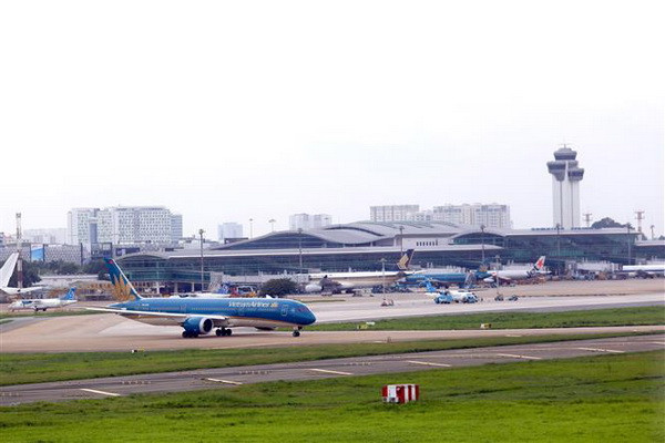 Đề xuất phương án đầu tư nâng cấp sân bay Tân Sơn Nhất ảnh 1
