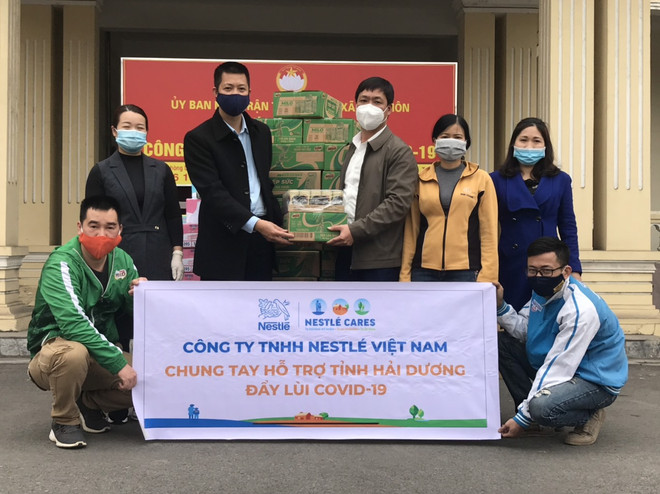 Công ty Nestle Việt Nam tặng vật phẩm cho tỉnh Hải Dương chống dịch. Chung tay, góp sức cùng Hải Dương “sớm chiến thắng dịch bệnh" ảnh 3