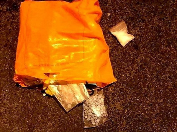 TP.HCM: Cảnh sát giao thông truy đuổi xe ôtô chở một lượng lớn ma túy ảnh 1