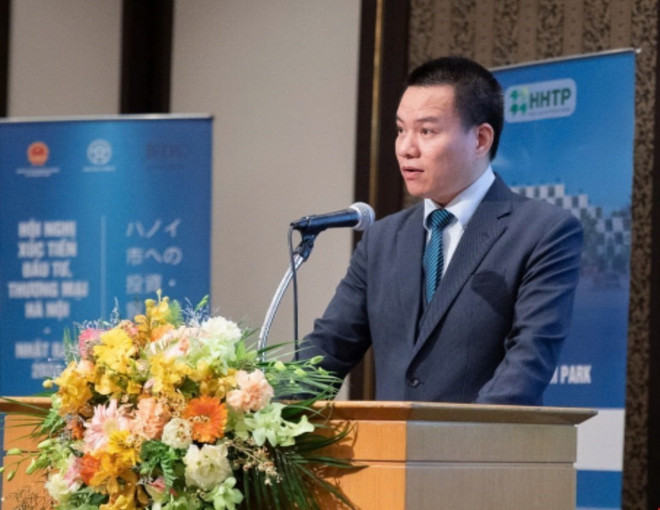 Ông Phạm Văn Khanh, Chủ tịch Công ty cổ phần KATAO SOGO, phát biểu tham luận. (Ảnh: Nguyễn Tuyến/TTXVN) ttxvn_ha noi nhat ban xuc tien dau tu (5).jpg