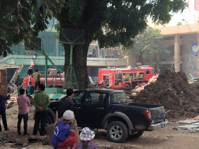 Cháy lớn tại Cung Thiếu nhi Hà Nội, 4 xe cứu hỏa đã đến hiện trường ảnh 3