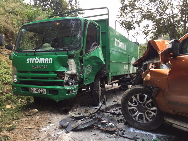 Xử lý nghiêm minh cán bộ giao thông vòi vĩnh khi thi hành công vụ ảnh 2