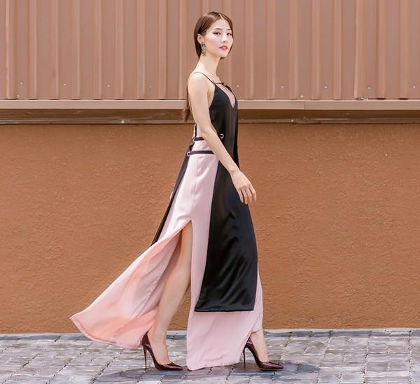 Chiêm ngưỡng phong cách xuống phố đẹp nhất tuần của mỹ nhân Việt ảnh 4