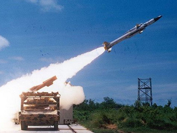 Ấn Độ triển khai tên lửa Akash để đối phó với Trung Quốc ảnh 1